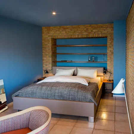 بيت للعطل Spacious Ensemble Hecht Right On The Eider River Suderstapel