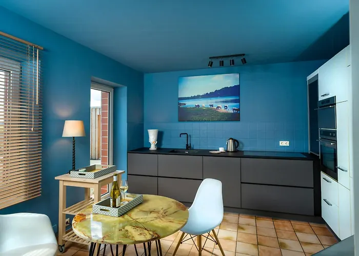 Spacious Ensemble Hecht Right On The Eider River Vakantiehuis Suderstapel