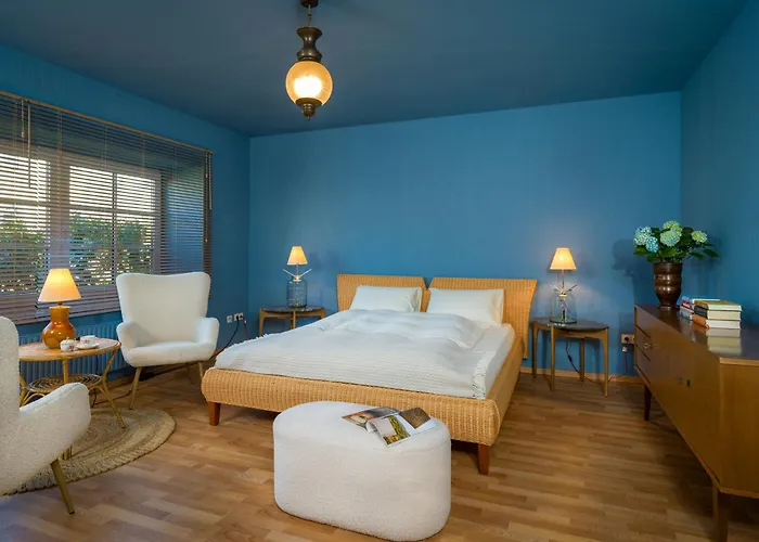 Vakantiehuis Spacious Ensemble Hecht Right On The Eider River Suderstapel