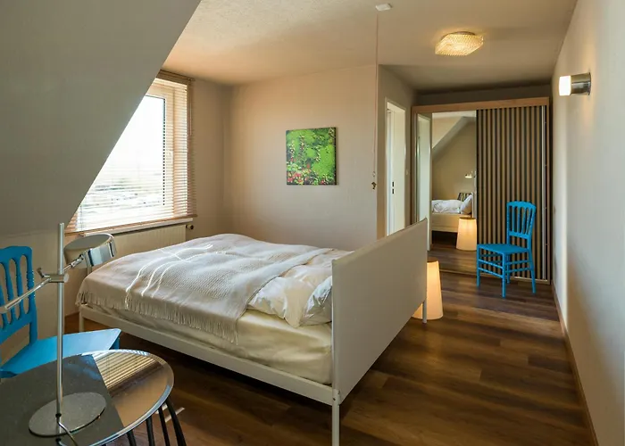 Vakantiehuis Spacious Ensemble Hecht Right On The Eider River